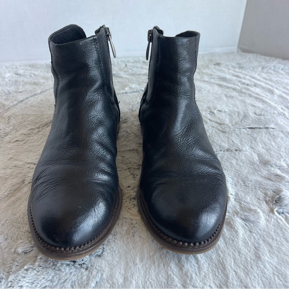Franco Sarto Gently  worn black leather booties! Women size 7.0 - Picture 3 of 12